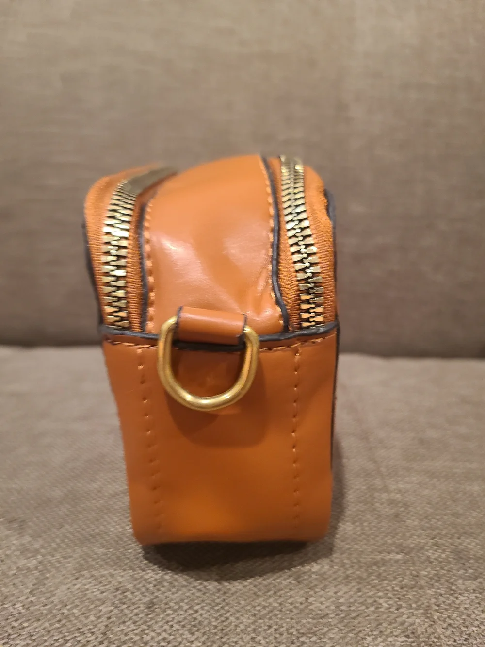 Western Brown floral embossed camera-style crossbody bag-please read description